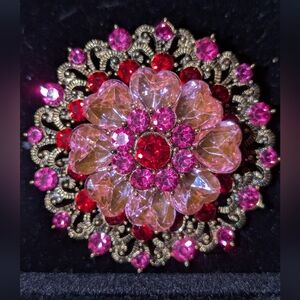 Elegant Pink and Red Crystal Brooch. ❤️💗